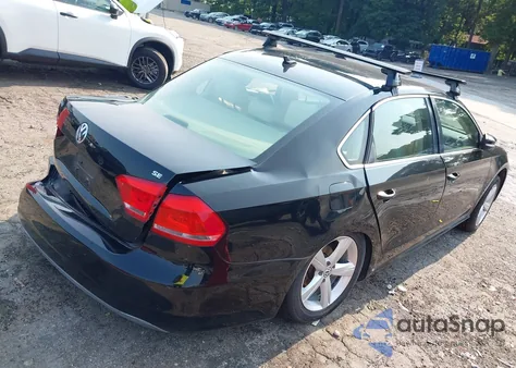 2012 Volkswagen Passat Se z USA, uszkodzony, nr VIN 1VWBH7A36CC075689